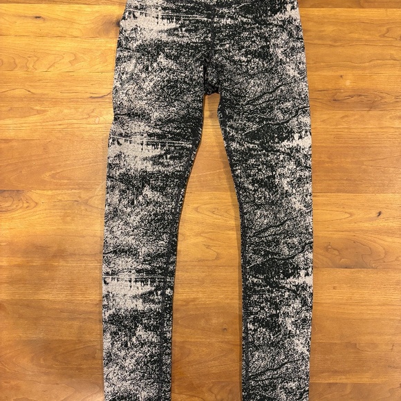 Athleta Leggings! - Picture 2 of 4